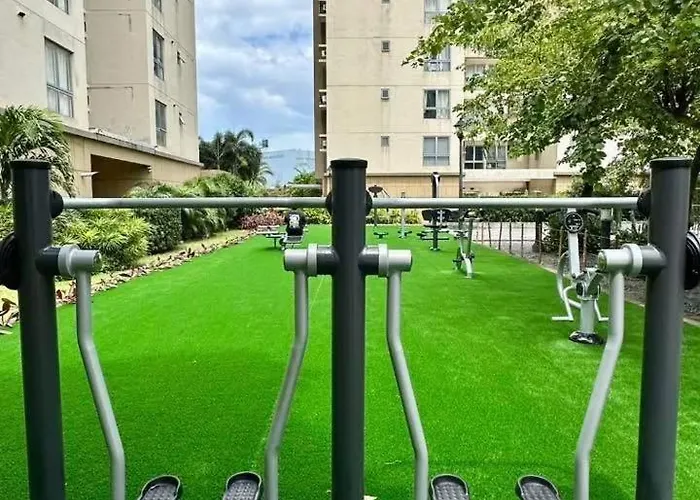 Staycation In Alabang By East Service Road Apartamento Manila