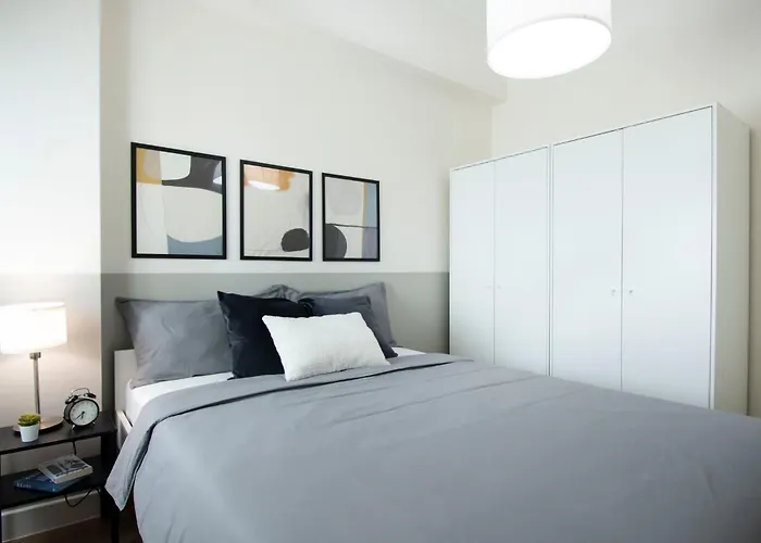 Staycation In Alabang By East Service Road Apartamento Manila